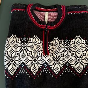 Women’s sweater